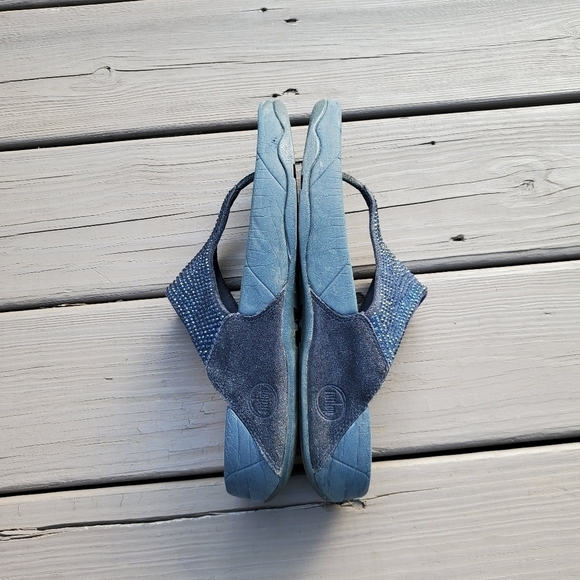 Fitflop Rokkit Supernavy Navy Blue Rhinestone Bling Suede Toe-Post Sandals 11 - Picture 4 of 9